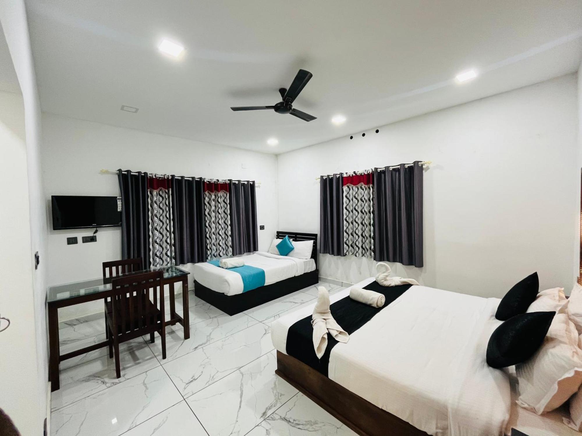 The Mountcourt Hotel Munnar Kültér fotó